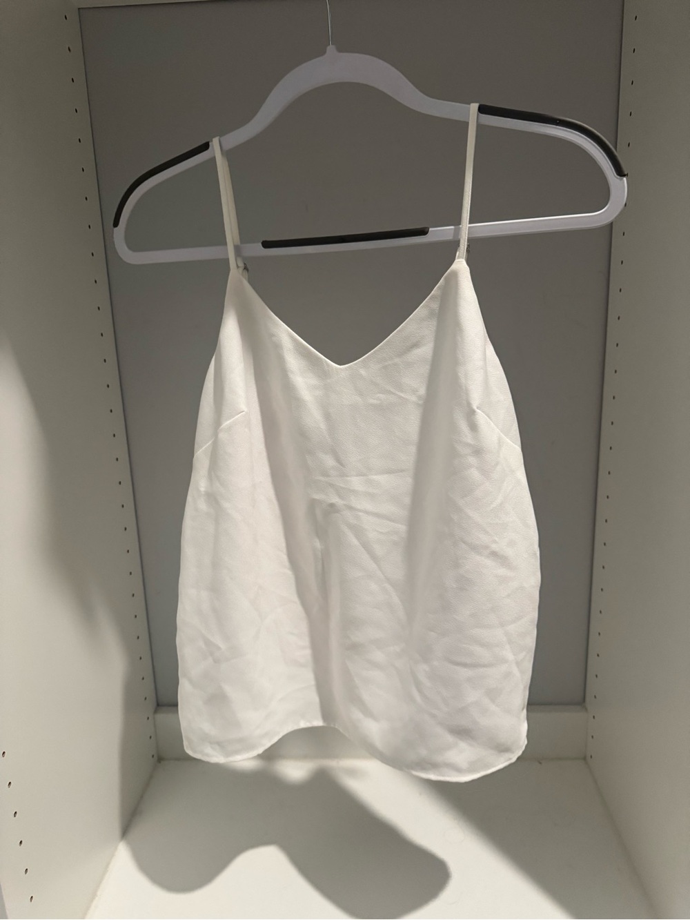 Banana Republic White Spaghetti Strap V-Neck Tank Top - Women's XS Petite